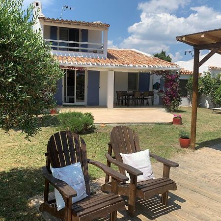 Maison En Camargue Saintes-Maries-de-la-Mer Exteriér fotografie